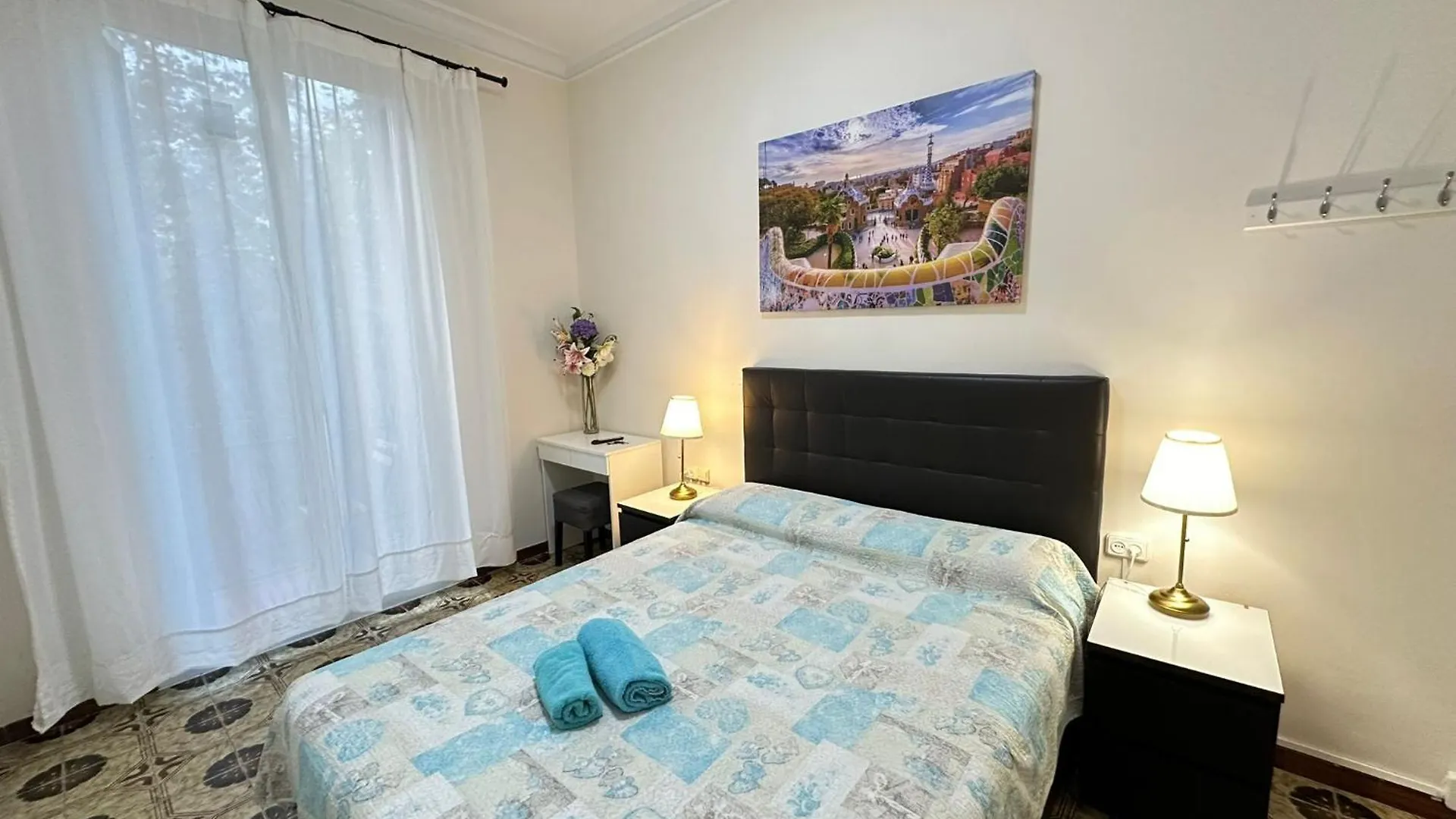 Rooms Diputacion 바르셀로나 B&B